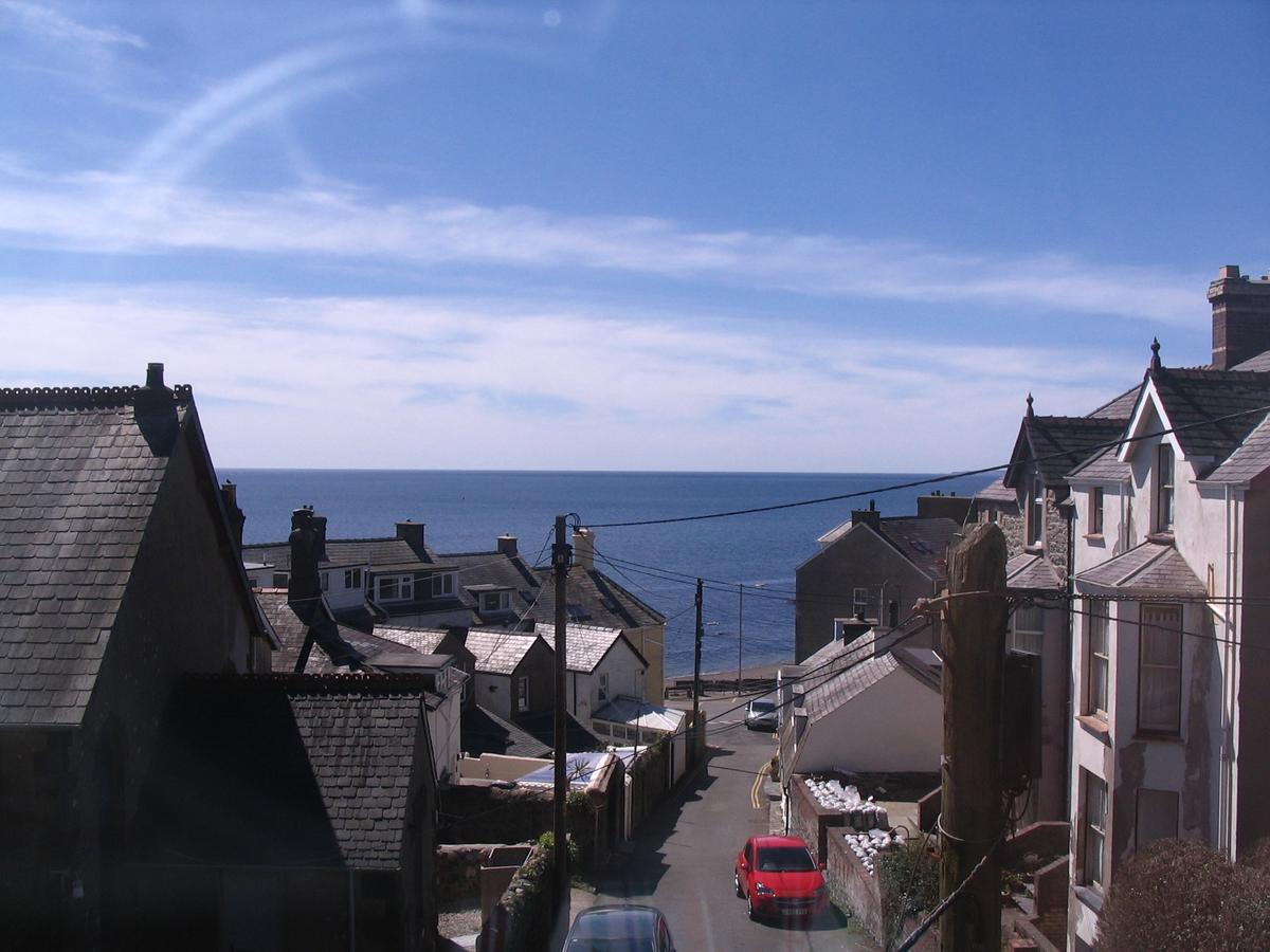 Marine Hotel Criccieth Exteriör bild